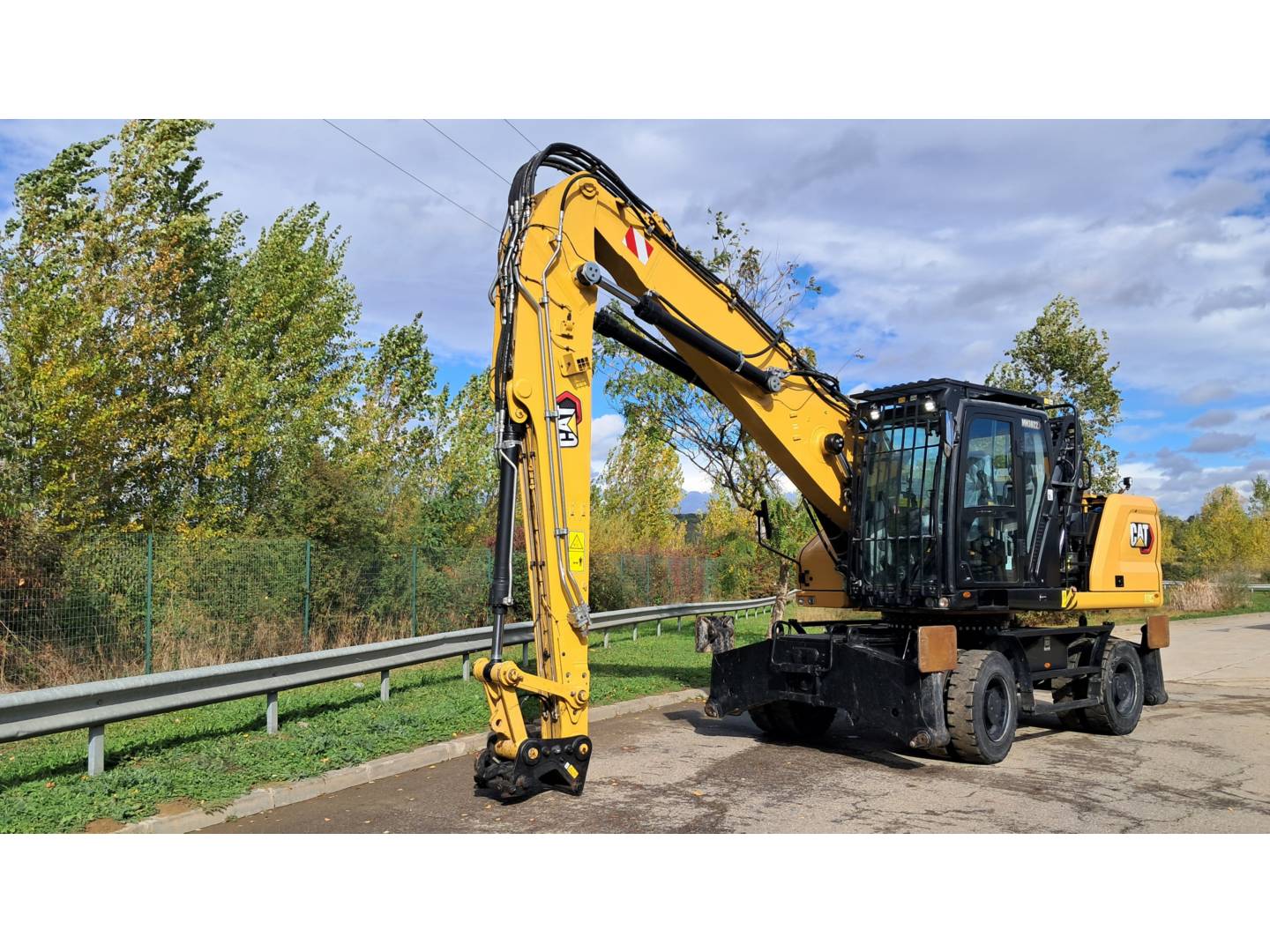 CAT MH3022