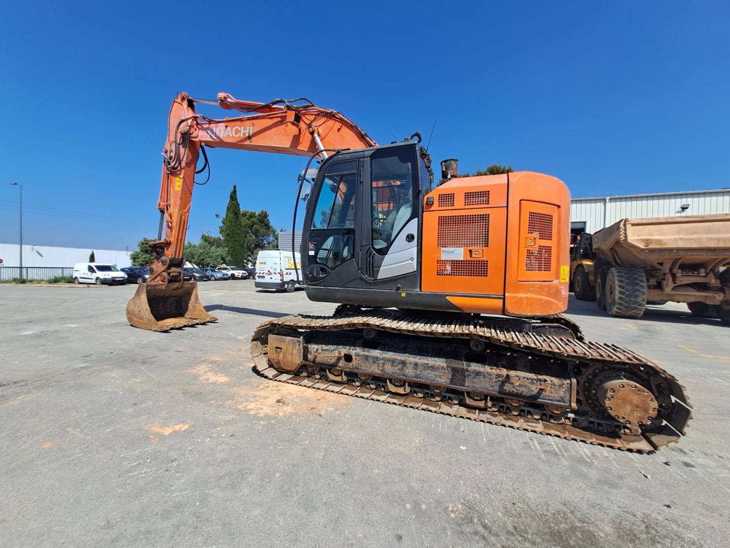 HITACHI ZX225 - Bergerat USED