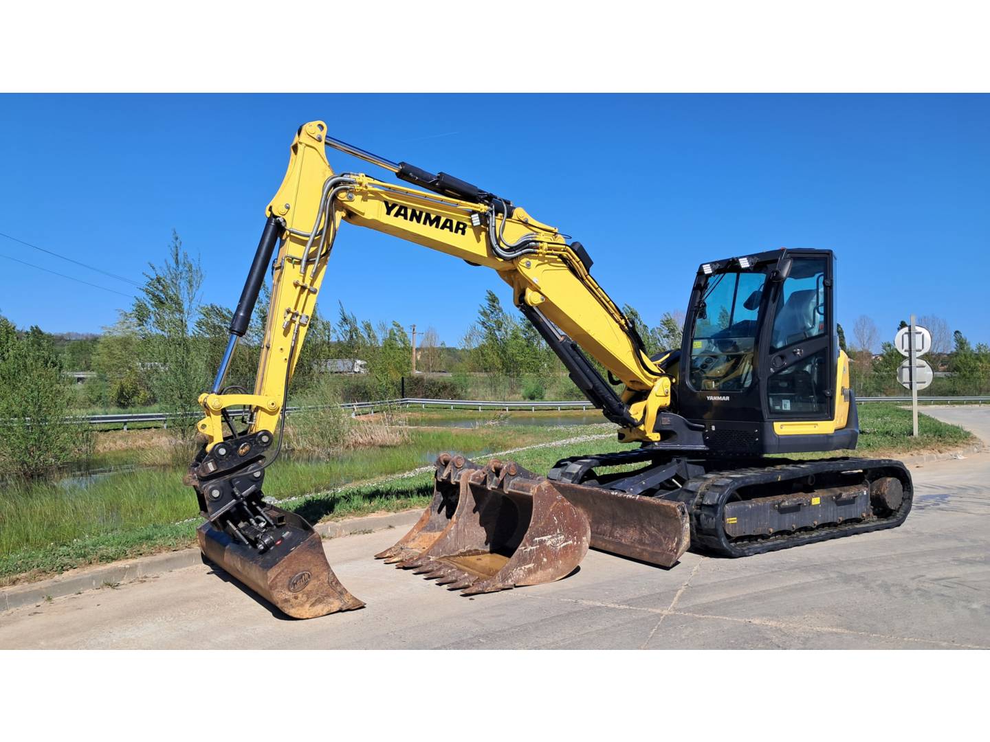 YANMAR SV100-2 PB